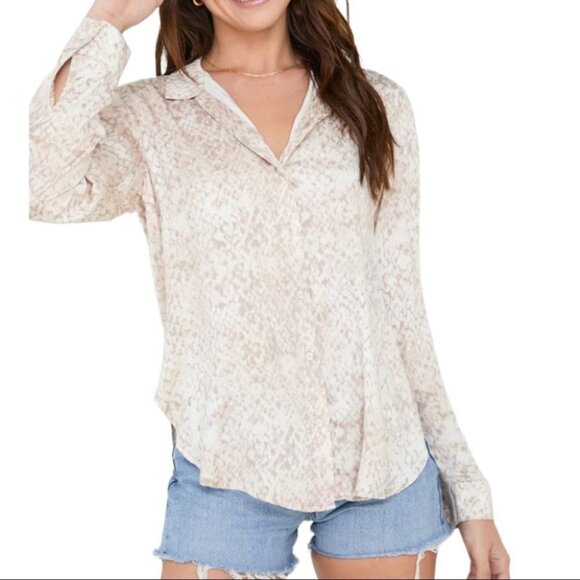Bella Dahl Flowy Button Down Snake Skin Print / Sand  Snake Print Size Medium - Picture 1 of 12